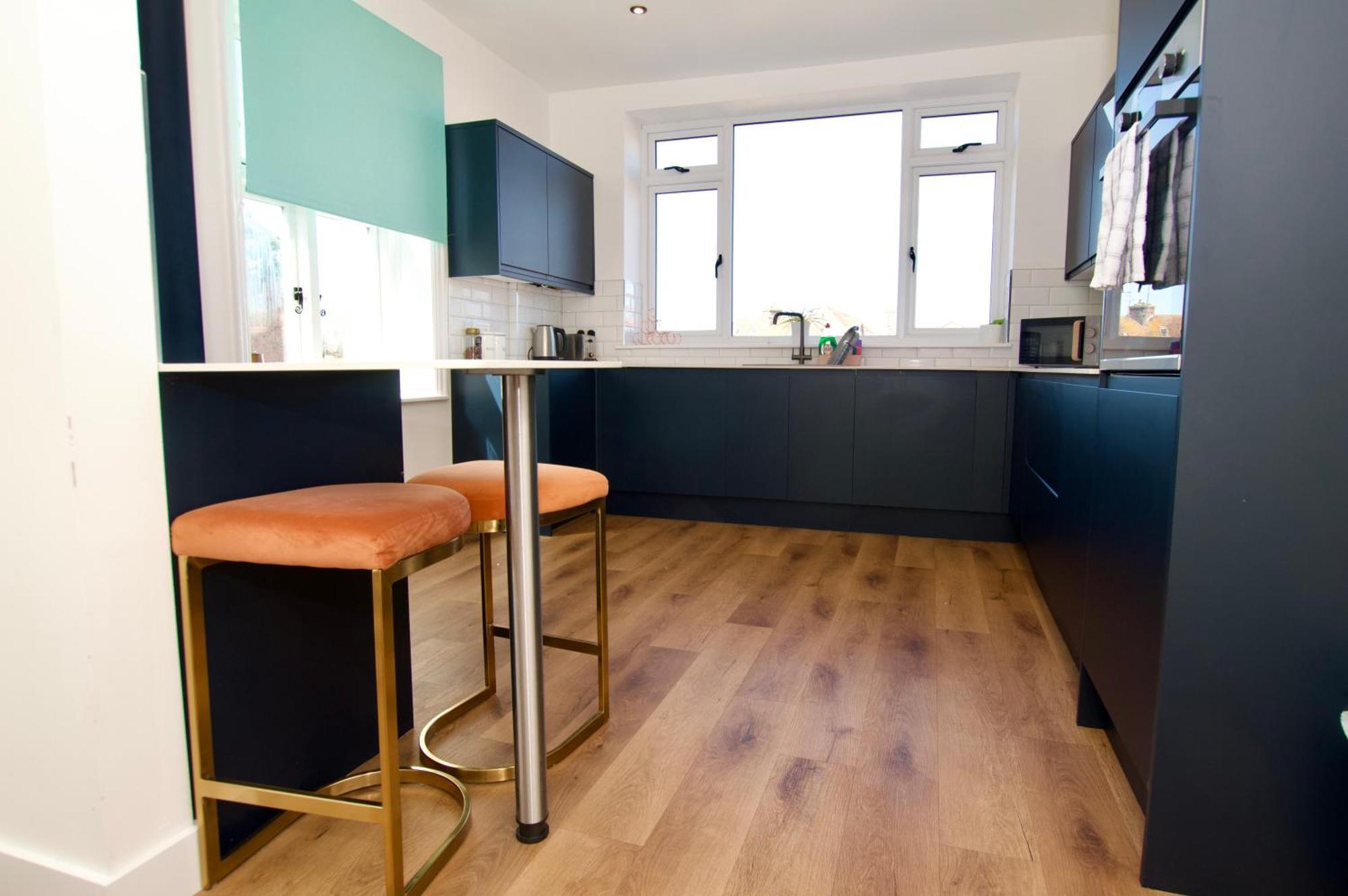 Apartament Beautiful Large 3-Bed Coastal Flat With Parking. Frinton-on-Sea Zewnętrze zdjęcie