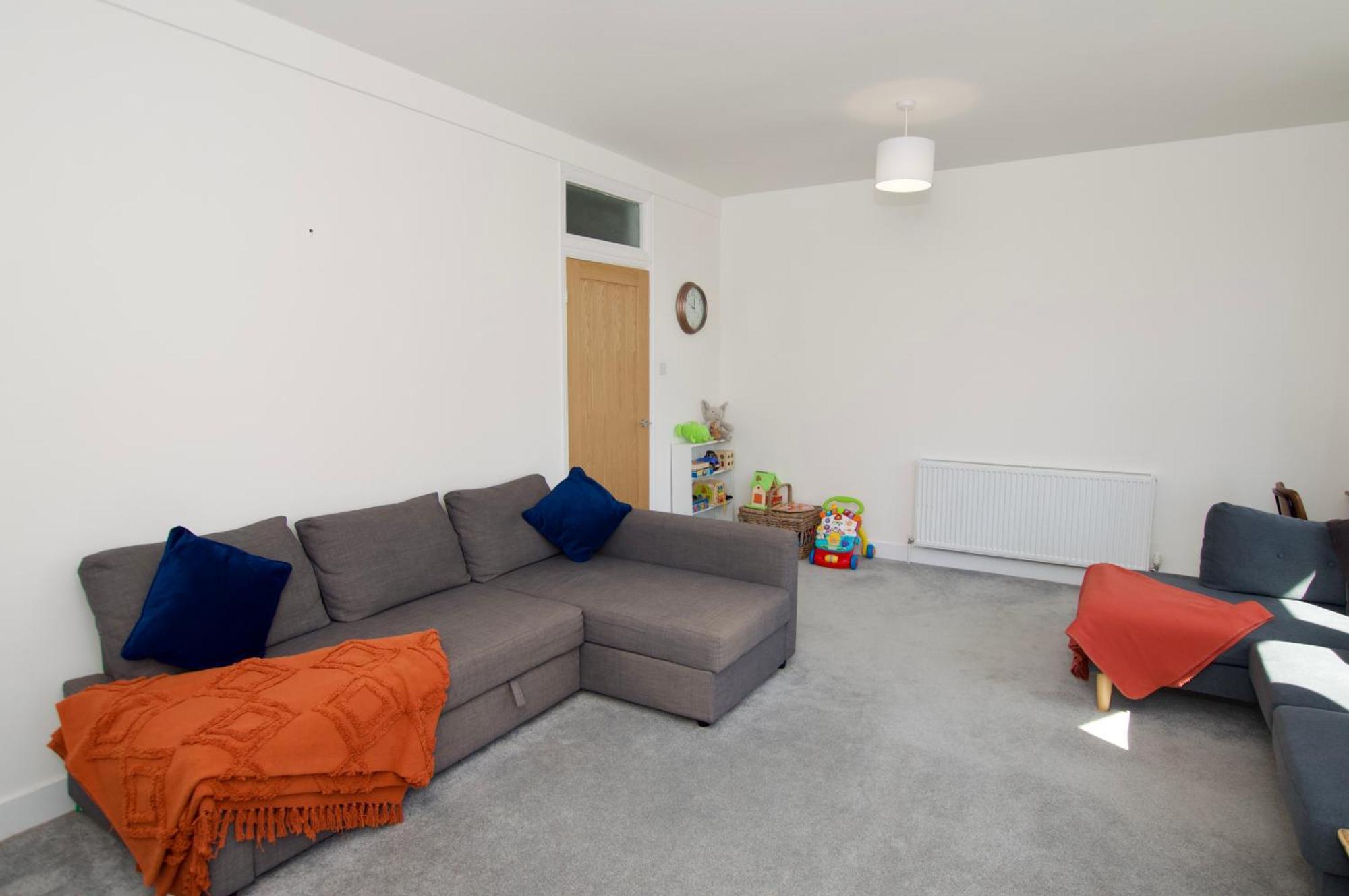 Apartament Beautiful Large 3-Bed Coastal Flat With Parking. Frinton-on-Sea Zewnętrze zdjęcie